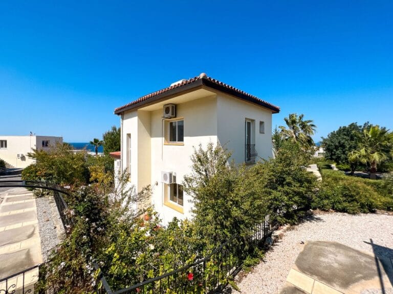 Kuzey Kıbrıs'ta Uygun Fiyatlı Evler Hayallerinizin Evinin Kapılarını Aralayın Kuzey Kıbrıs'ta Uygun Fiyatlı Evler Hayallerinizin Evinin Kapılarını Aralayın